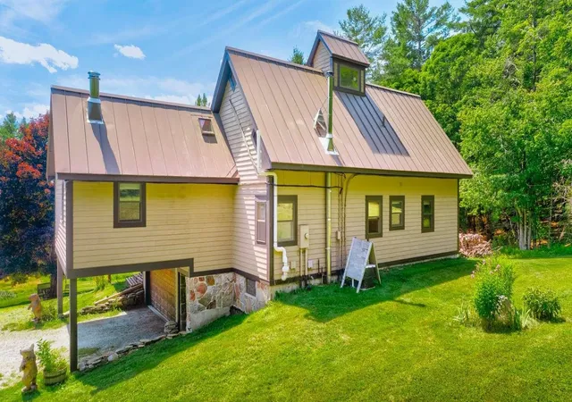Photo 3 of Single family home for sale at 790 Chapman Rd, Plymouth, VT 05056 | MLS# 5103924 | Listing updated on 2026-09-01