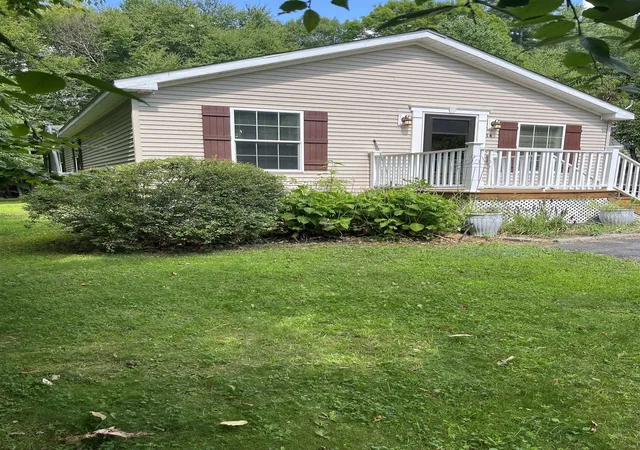 Photo 1 of Manufactured home for sale at 34 Ivy Ln, Farmington, NH 03835 | MLS# 5103941 | Listing updated on 2026-08-29