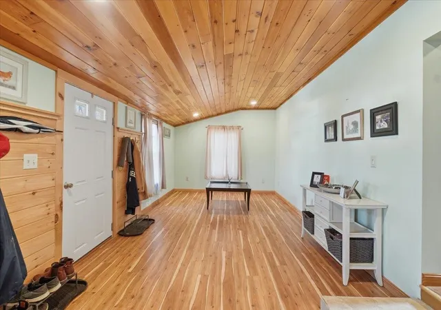 Photo 2 of Single family home for sale at 236 Baker St, Alburgh, VT 05440 | MLS# 5103946 | Listing updated on 2026-08-25