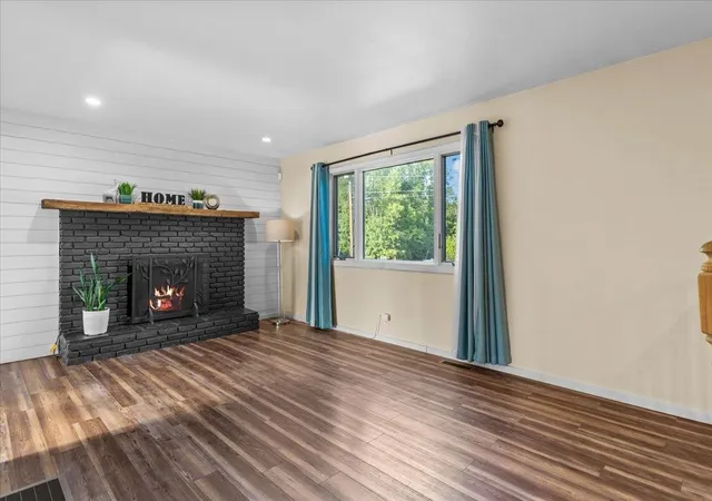 Photo 4 of Single family home for sale at 263 Lynrick Acres Rd, Charlotte, VT 05445 | MLS# 5103954 | Listing updated on 2026-08-20