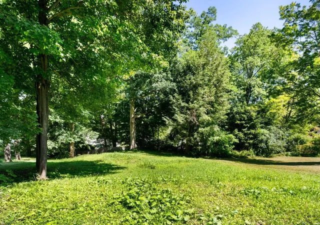 Photo 3 of Single family home for sale at 203 Fairview St, Brattleboro, VT 05301 | MLS# 5103959 | Listing updated on 2026-09-08