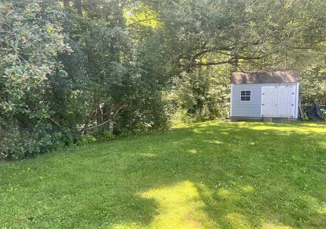 3rd image of 12 Emerald Ridge Rd #12, Newport, NH 03773 | MLS# 5103963