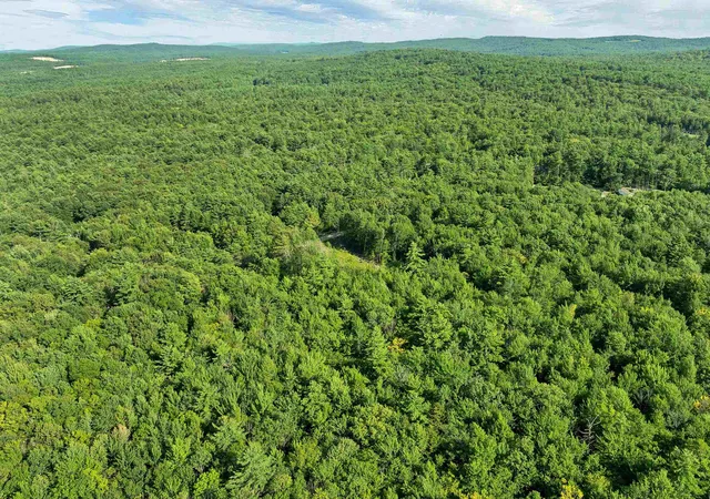 4th image of 48 Stoneview Rd, Ossipee, NH 03864 | MLS# 5103975