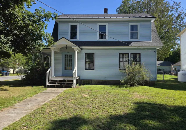 Photo 2 of Single family home for sale at 182 Union St, Springfield, VT 05156 | MLS# 5103991 | Listing updated on 2026-08-19