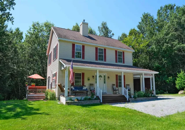 Photo 2 of Single family home for sale at 164 Pine View Ln, Proctorsville, VT 05153 | MLS# 5103999 | Listing updated on 2026-09-10