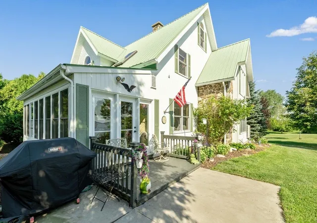 Photo 3 of Single family home for sale at 50 Wagner Pt, Alburgh, VT 05440 | MLS# 5104012 | Listing updated on 2026-09-03