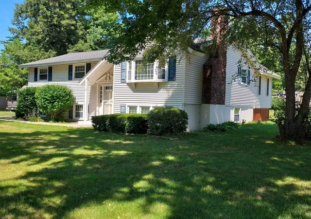 Photo 1 of Sale Pending at 12 Timber Ln, Merrimack, NH 03054 | MLS# 5104019 | Listing updated on 2026-08-18