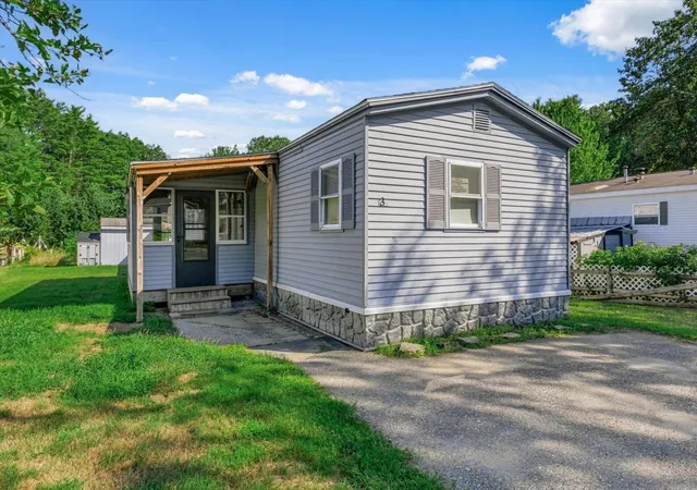 1st image of 3 Nut Hatch Ln, Keene, NH 03431 | MLS# 5104033