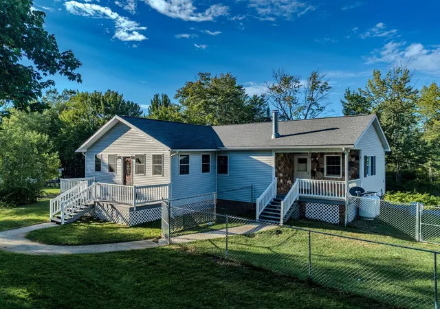 1st image of 101 River Rd, Bethlehem, NH 03574 | MLS# 5104038