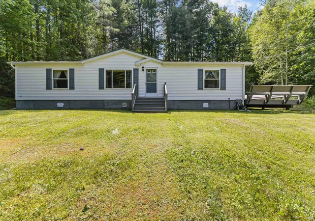 Photo 3 of Single family home for sale at 9 Hayes Rd, Waterbury, VT 05676 | MLS# 5104055 | Listing updated on 2026-08-30