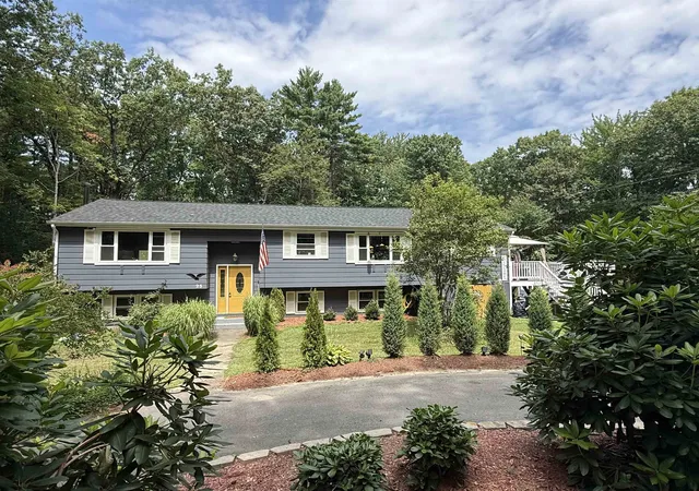 1st image of 25 Shattigee Rd, Chester, NH 03036 | MLS# 5104064