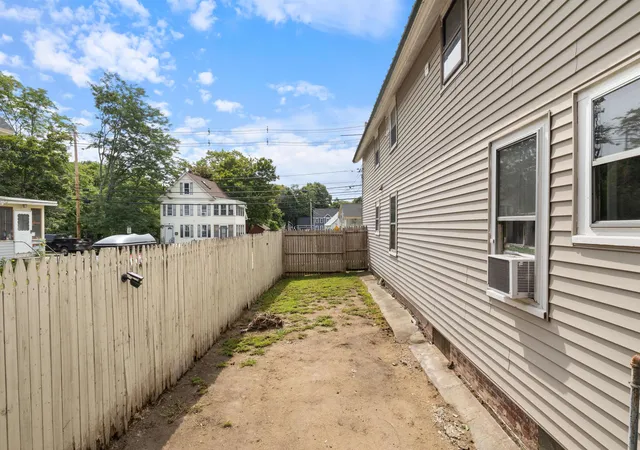 50th image of 394 Portland St, Rochester, NH 03867 | MLS# 5104084
