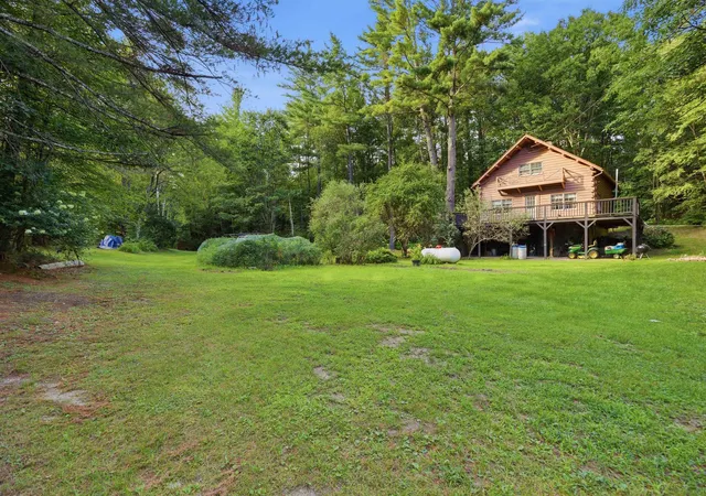 2nd image of 20 Oliverian Heights Rd, Pike, NH 03780 | MLS# 5104091