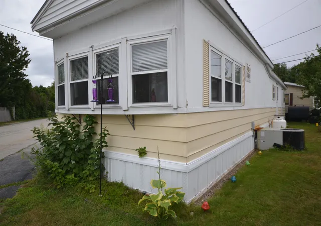 4th image of 71 Marlette Ave, Hooksett, NH 03106 | MLS# 5104097