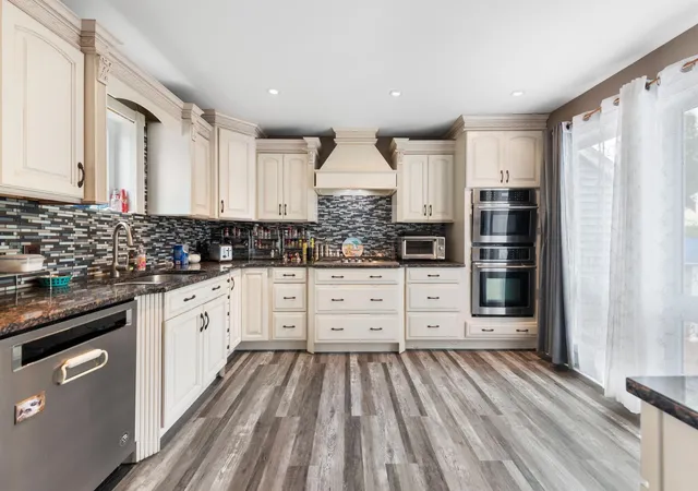 Photo 3 of Single family home for sale at 20 Chapin Ter, Laconia, NH 03246 | MLS# 5104113 | Listing updated on 2026-08-27