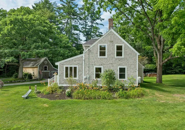 Photo 3 of Single family home for sale at 15 Marsh Ln, Hampton Falls, NH 03844 | MLS# 5104120 | Listing updated on 2026-08-09