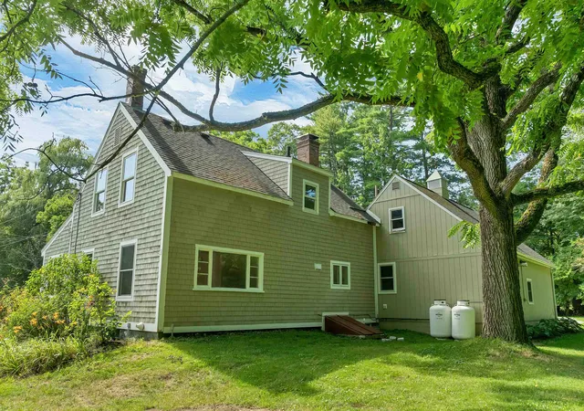 Photo 4 of Single family home for sale at 15 Marsh Ln, Hampton Falls, NH 03844 | MLS# 5104120 | Listing updated on 2026-08-09