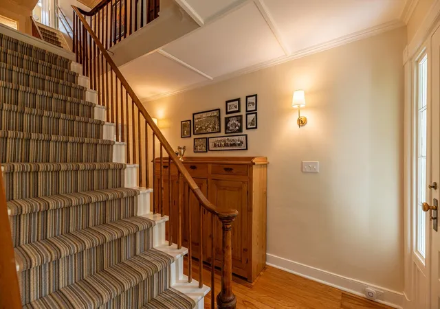 Photo 3 of Single family home for sale at 212 Taconic Rd, Manchester, VT 05254 | MLS# 5104124 | Listing updated on 2026-08-17