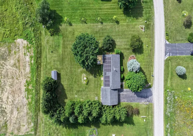 Photo 2 of Single family home for sale at 13 Sunset Dr, Brandon, VT 05733 | MLS# 5104125 | Listing updated on 2026-08-25