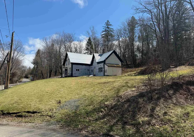 2nd image of 20 High St, Colebrook, NH 03576 | MLS# 5104147
