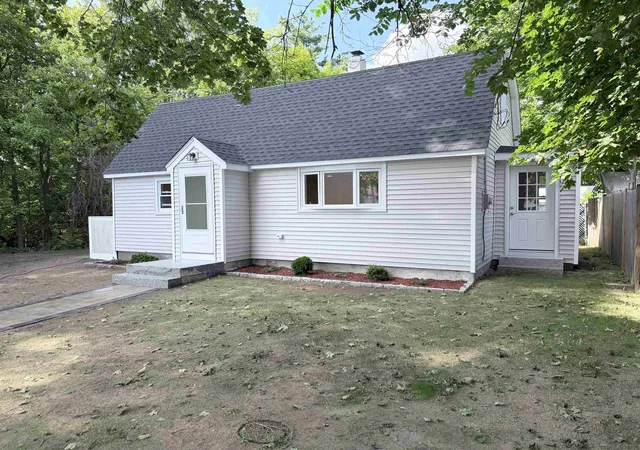 1st image of 35 Highland Ave, Derry, NH 03038 | MLS# 5104148
