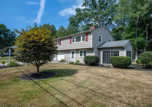 5th image of 16 Longwood Dr, Hampton, NH 03842 | MLS# 5104156