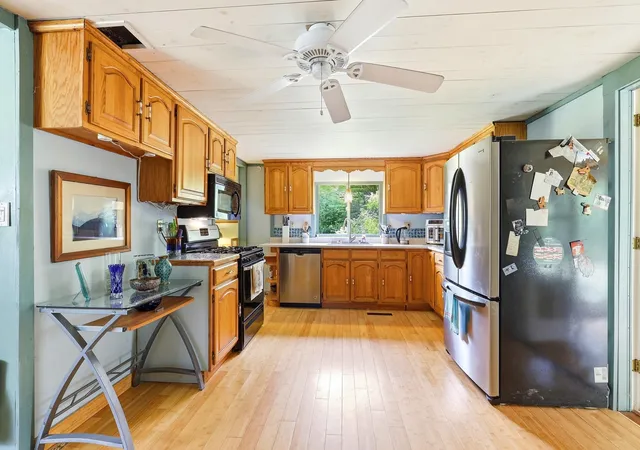 2nd image of 227 Deep Snow Dr, Springfield, NH 03284 | MLS# 5104176