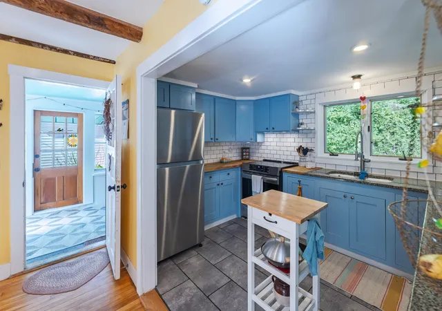 Photo 4 of Single family home for sale at 8133 Pomfret Rd, Pomfret, VT 05053 | MLS# 5104203 | Listing updated on 2026-08-19