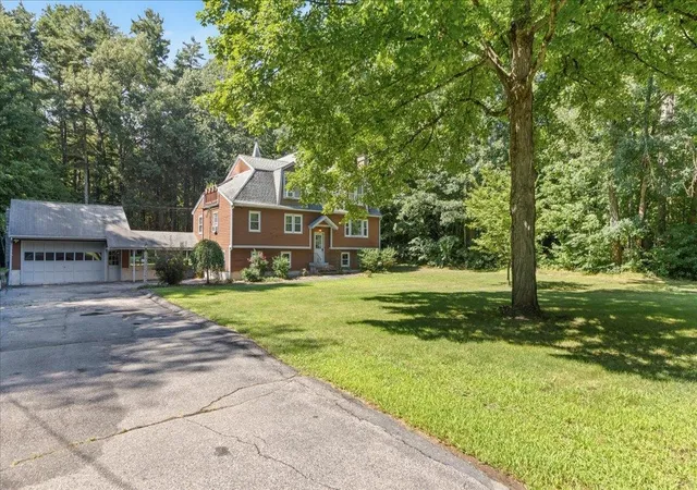 2nd image of 5 Line Brook Rd, Atkinson, NH 03811 | MLS# 5104213
