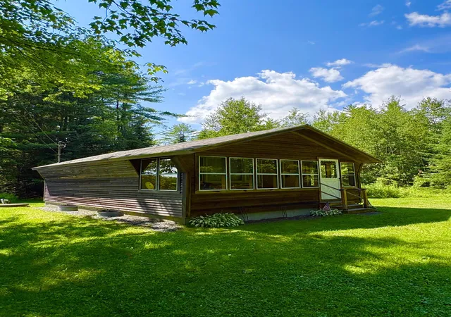 Photo 1 of Single family home for sale at 843 Perini Rd, Newbury, VT 05051 | MLS# 5104221 | Listing updated on 2026-08-18