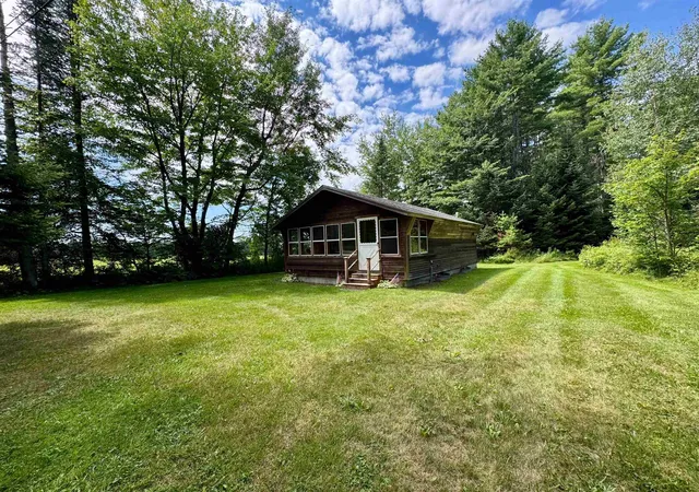 Photo 2 of Single family home for sale at 843 Perini Rd, Newbury, VT 05051 | MLS# 5104221 | Listing updated on 2026-08-18
