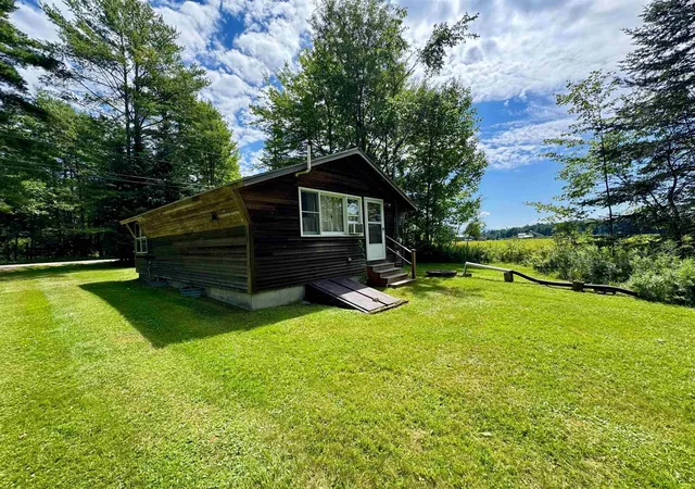 Photo 3 of Single family home for sale at 843 Perini Rd, Newbury, VT 05051 | MLS# 5104221 | Listing updated on 2026-08-18