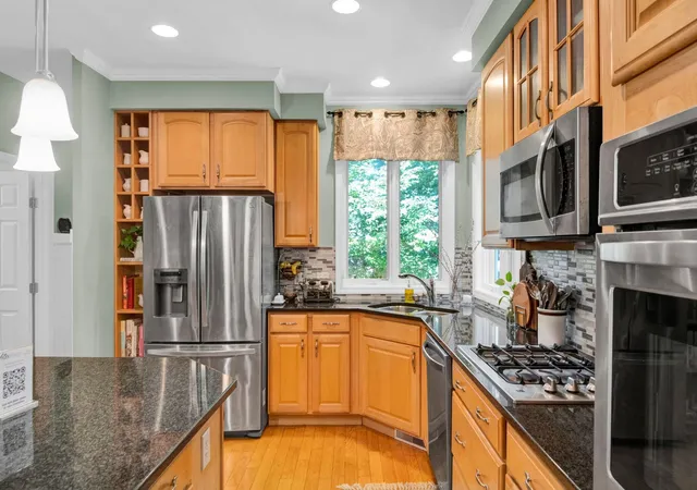 Photo 3 of Single family home for sale at 61 Sydney Dr, Essex Junction, VT 05452 | MLS# 5104231 | Listing updated on 2026-09-08