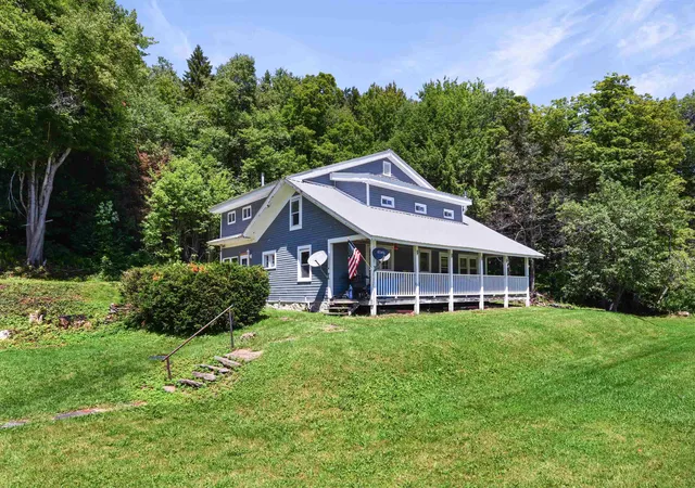 Photo 1 of Single family home for sale at 1955 Vt Route 100, Readsboro, VT 05350 | MLS# 5104246 | Listing updated on 2026-09-15