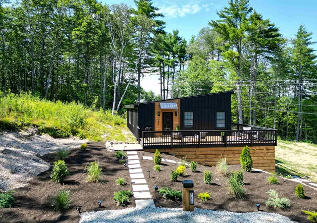 1st image of 1250 Nh 25a Rte, Orford, NH 03777 | MLS# 5104251