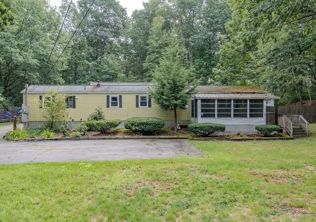 1st image of 169 Calef Hwy, Lee, NH 03861 | MLS# 5104271