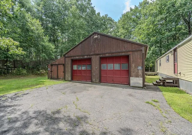 4th image of 169 Calef Hwy, Lee, NH 03861 | MLS# 5104271