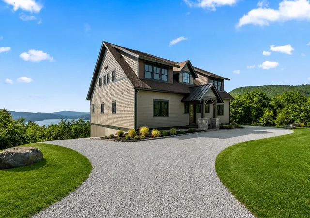 2nd image of 4 Skyline Dr, Hebron, NH 03241 | MLS# 5104274