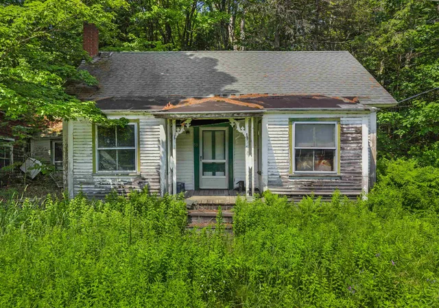 2nd image of 53 High St, Danbury, NH 03230 | MLS# 5104276