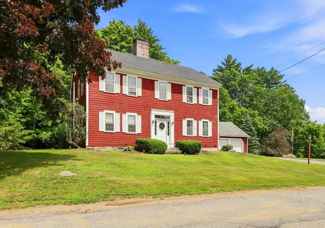 1st image of 12 Nottingham Rd, Deerfield, NH 03037 | MLS# 5104306