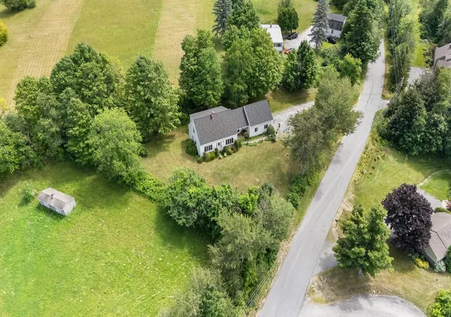 2nd image of 267 Kearsarge Mountain Road Road, Wilmot, NH 03287 | MLS# 5104311