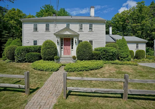 2nd image of 100 Mill Rd, North Hampton, NH 03862 | MLS# 5104346