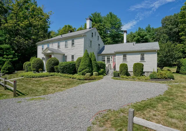 Photo 3 of Single family home for sale at 100 Mill Rd, North Hampton, NH 03862 | MLS# 5104346 | Listing updated on 2026-09-11