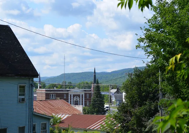 Photo 1 of Manufactured home for sale at 79 Porter Ln, Barton, VT 05822 | MLS# 5104347 | Listing updated on 2026-08-11