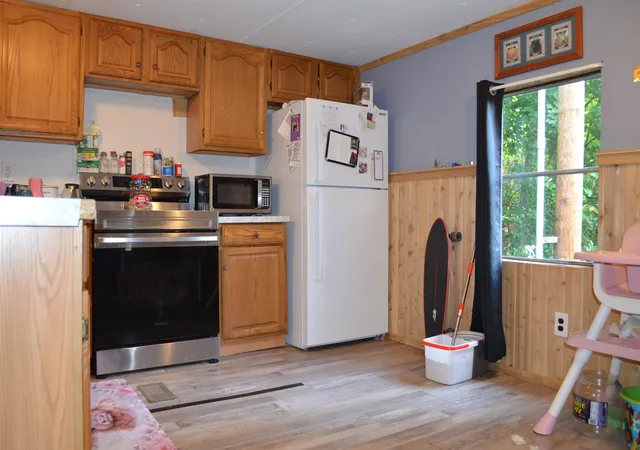 Photo 3 of Manufactured home for sale at 79 Porter Ln, Barton, VT 05822 | MLS# 5104347 | Listing updated on 2026-08-11