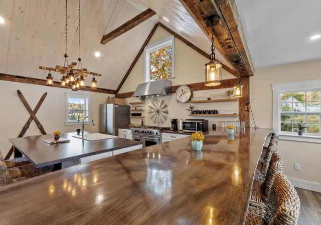 Photo 4 of Single family home for sale at 2758 Main St, Waitsfield, VT 05673 | MLS# 5104359 | Listing updated on 2026-09-20
