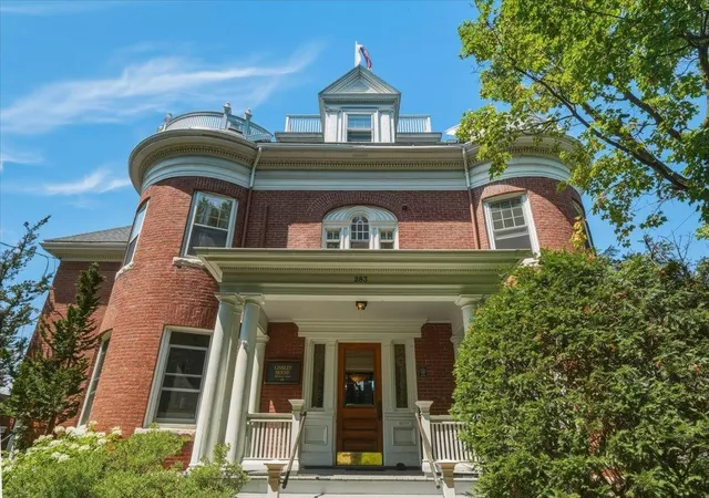 Photo 3 of Condo for sale at 283 South Union St, Burlington, VT 05401 | MLS# 5104366 | Listing updated on 2026-08-11
