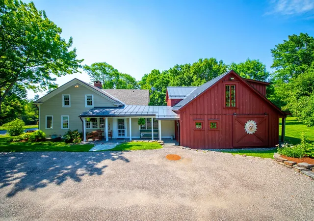Photo 1 of Single family home for sale at 75 Handle Rd, Dover, VT 05356 | MLS# 5104380 | Listing updated on 2026-08-11