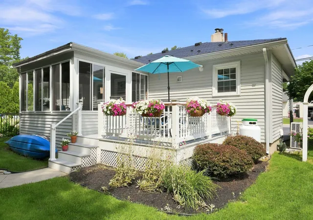 Photo 3 of Sale Pending at 33 Palomino Ln, Bedford, NH 03110 | MLS# 5104419 | Listing updated on 2026-08-18