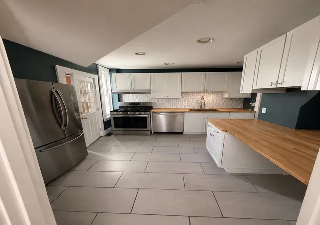 Photo 4 of Single family home for sale at 3 Hanover St, Concord, NH 03301 | MLS# 5104425 | Listing updated on 2026-09-28